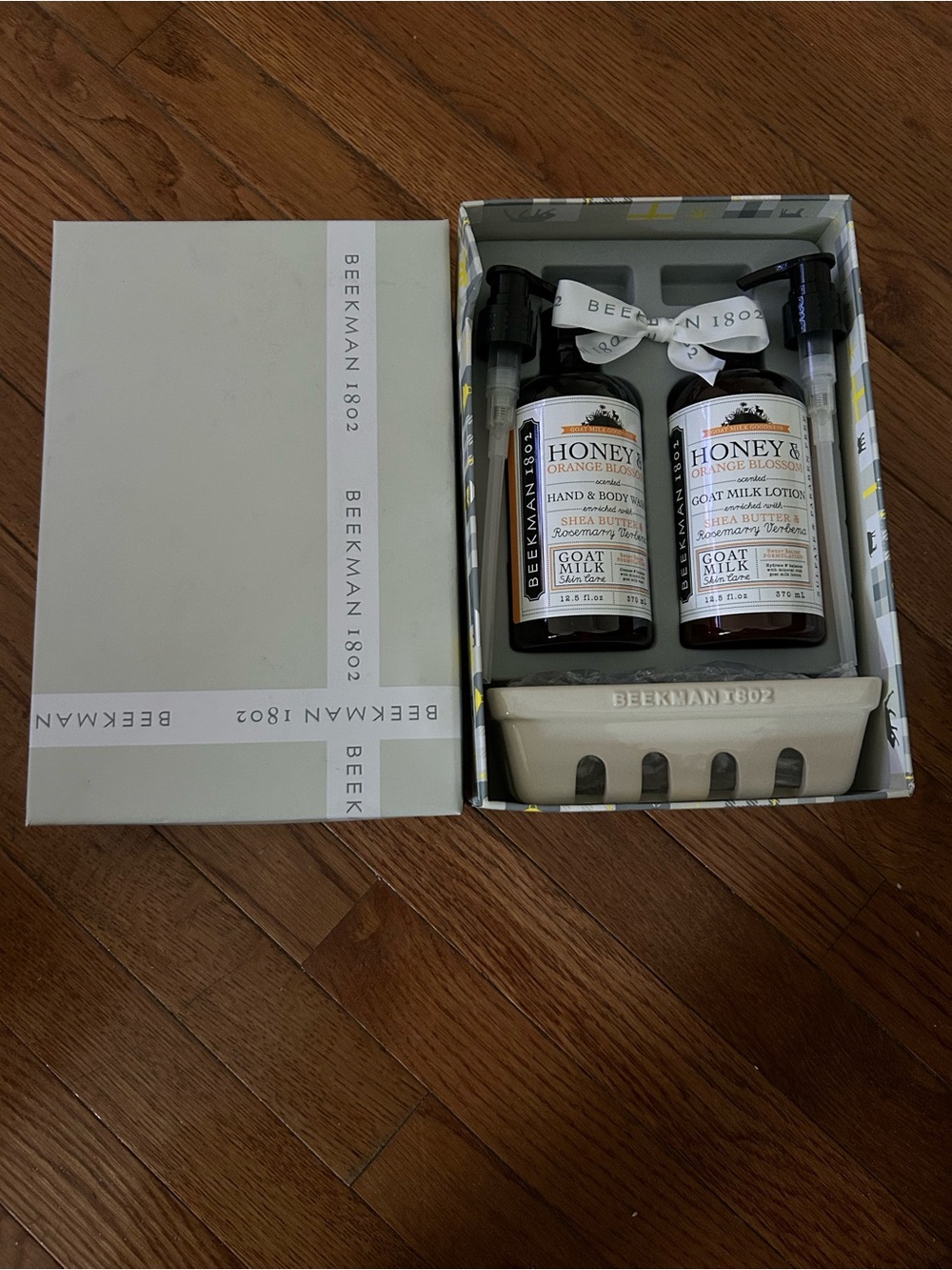 NEW Beekman 1802 Gift Box Orange Blossom Body Wash & Lotion Goat Milk
